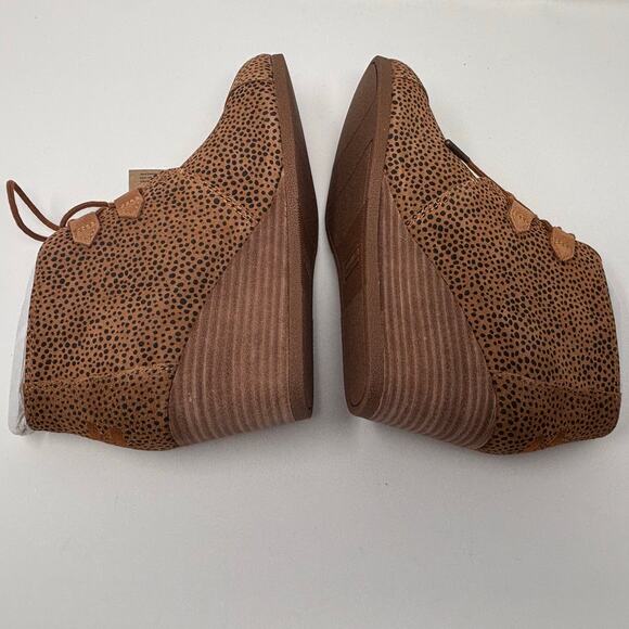 TOMS Women's Kala Desert Wedge Mini Cheetah Suede Bootie Size 8 NEW - Picture 4 of 10